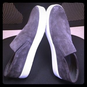 VINCE-Suede Slip on athletic shoes